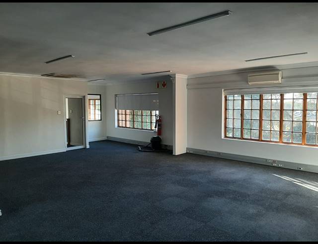 127M² OFFICE TO LET IN HILLCREST CENTRAL